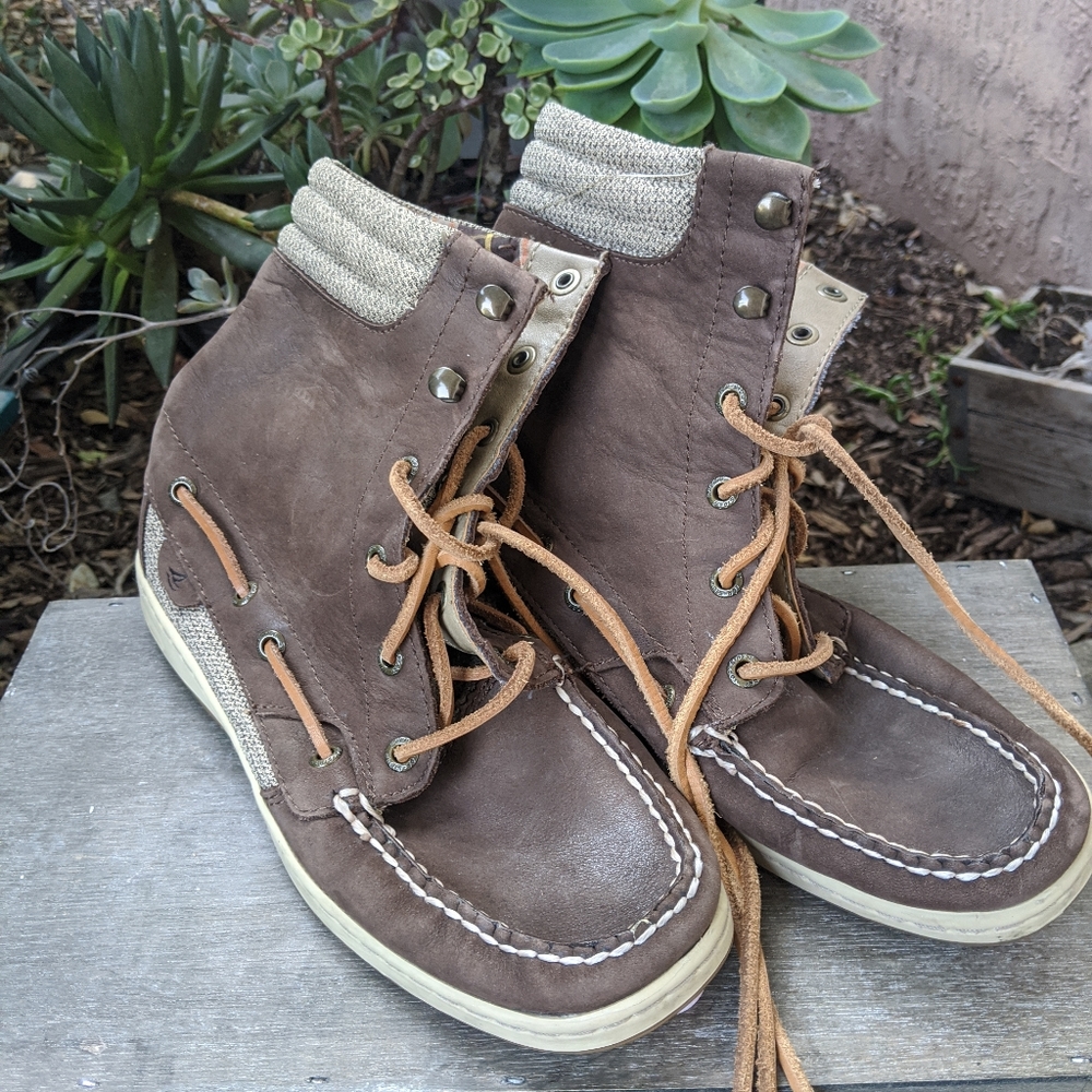 Sperrys boots